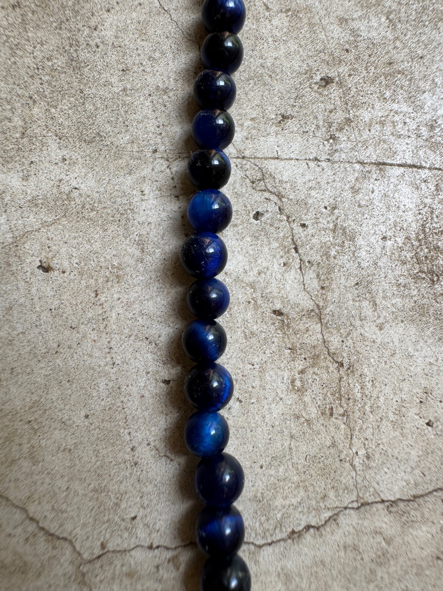 Royal blue - Unisex Necklace